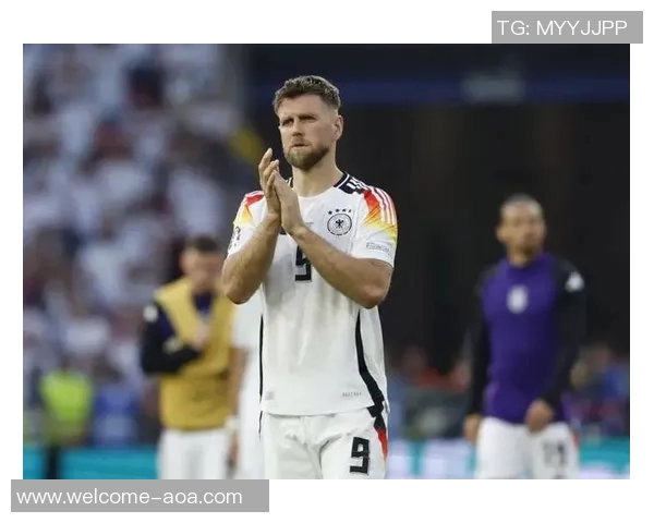 隆戈透露菲尔克鲁格脚趾仅为骨裂或缺席接下来的两场比赛